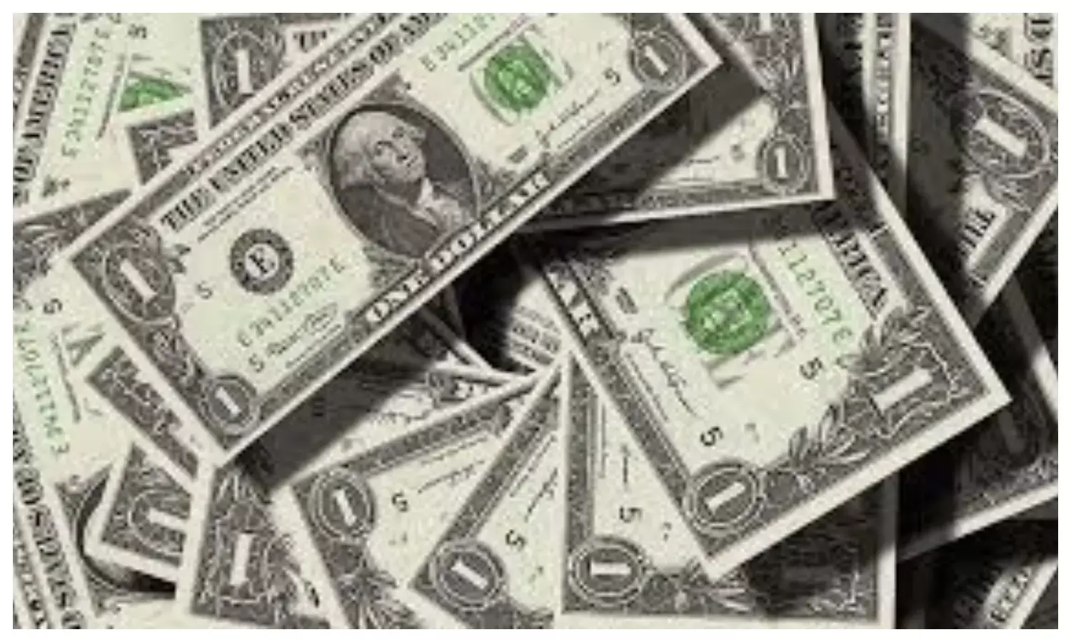 फेड मीटिंग से पहले संभला डॉलर, भारतीय रुपए पर क्या पड़ेगा इसका असर ? फेड मीटिंग से पहले संभला डॉलर, भारतीय रुपए पर क्या पड़ेगा इसका असर ?