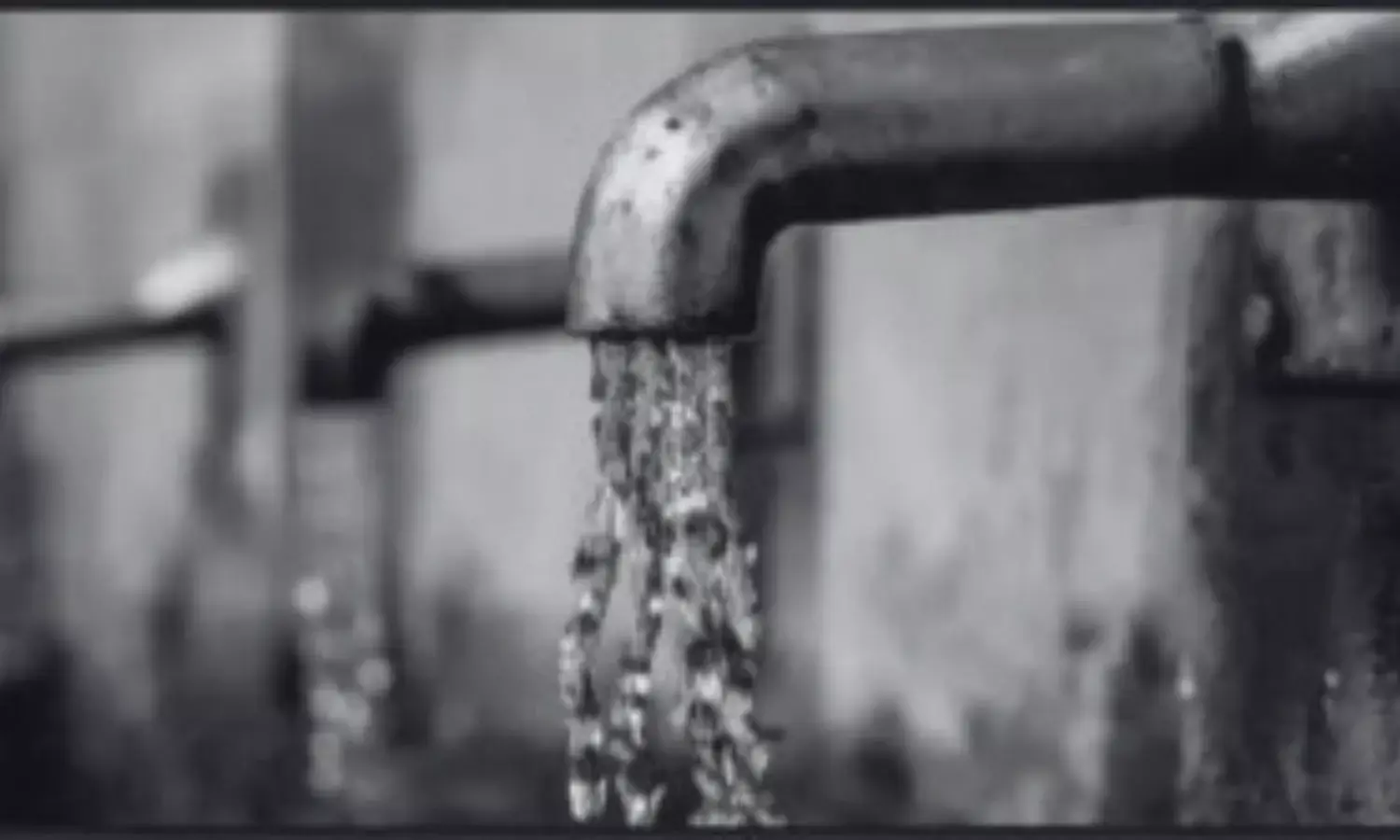 Groundwater in several areas of Delhi has become polluted.