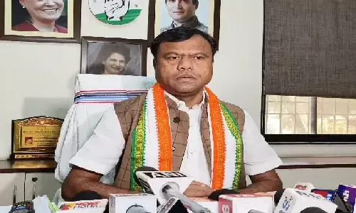 धान खरीदी पर सियासत : बैज बोले- टोकन लेने के लिए भटक रहे हैं किसान, नहीं चल रहा पोर्टल