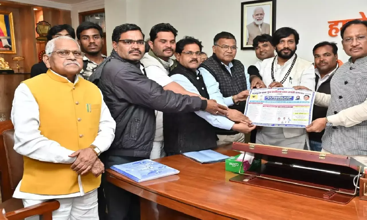 सीएम साय से मिला सारंगढ़ का प्रतिनिधिमंडल : गुरु घासीदास जयंती समारोह में शामिल होने का दिया निमंत्रण सीएम साय से मिला सारंगढ़ का प्रतिनिधिमंडल : गुरु घासीदास जयंती समारोह में शामिल होने का दिया निमंत्रण