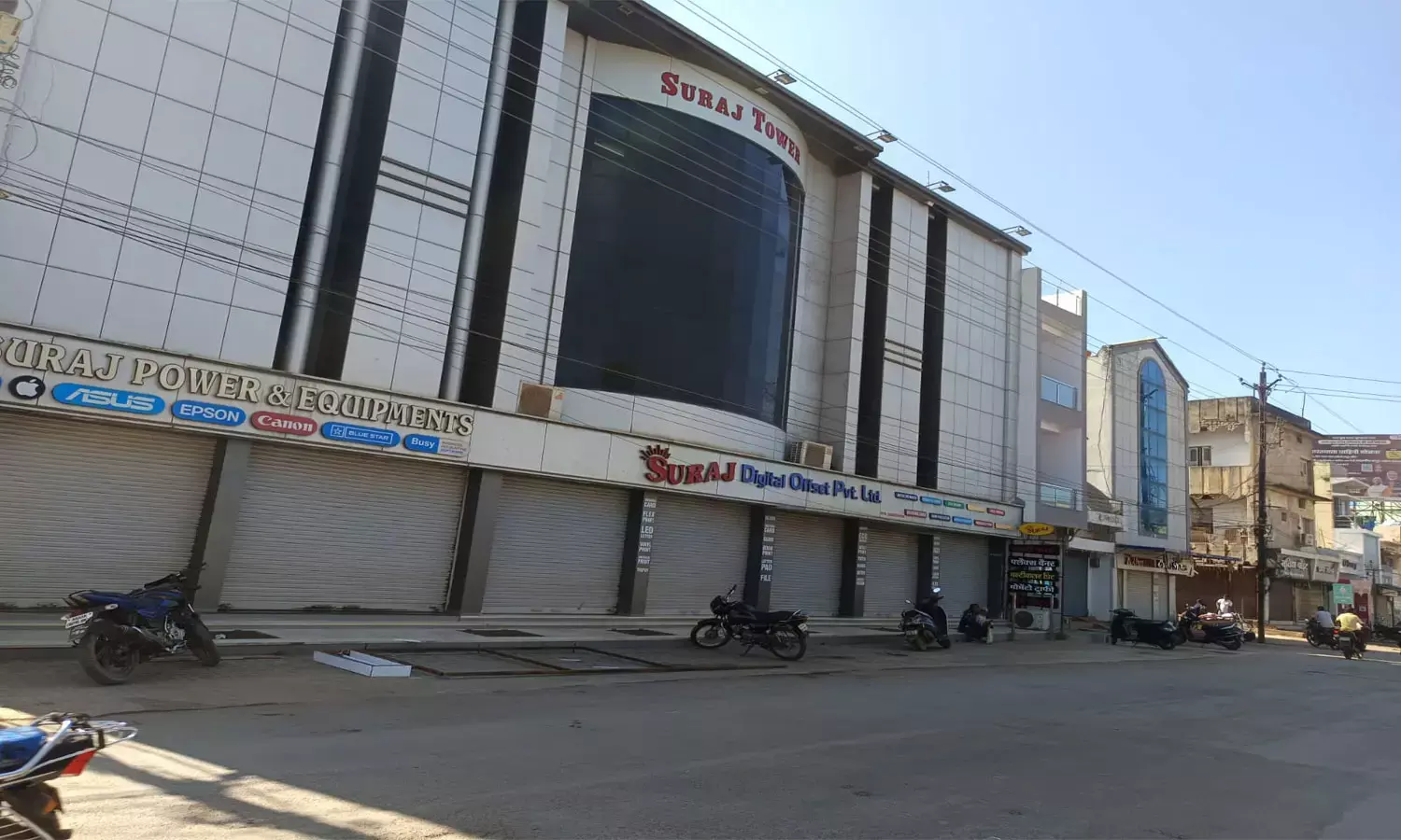 जगदलपुर में दिखा बंद का व्यापक असर जगदलपुर में दिखा बंद का व्यापक असर