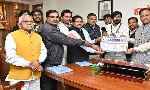 सीएम साय से मिला सारंगढ़ का प्रतिनिधिमंडल : गुरु घासीदास जयंती समारोह में शामिल होने का दिया निमंत्रण