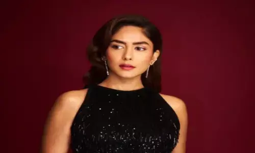 मृणाल ठाकुर