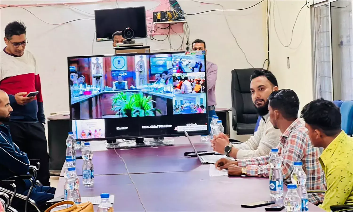 सीएम साय ने मुख्यमंत्री ग्रामीण बस सेवा योजना का वर्चुअली शुभारंभ किया सीएम साय ने मुख्यमंत्री ग्रामीण बस सेवा योजना का वर्चुअली शुभारंभ किया