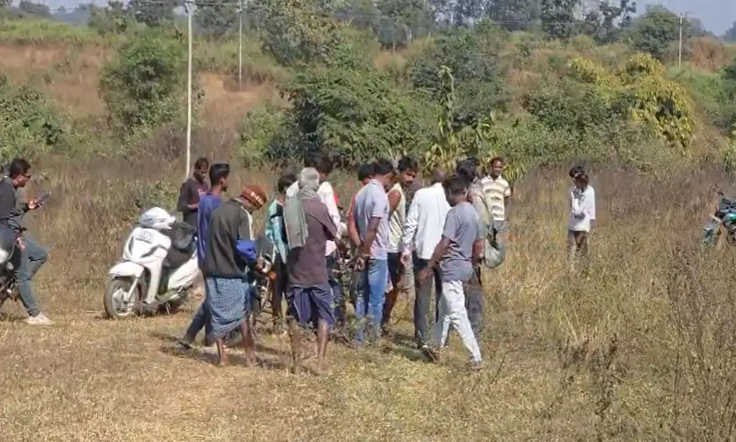 संबलपुरी जंगल में मिली दो युवकों की लाश संबलपुरी जंगल में मिली दो युवकों की लाश