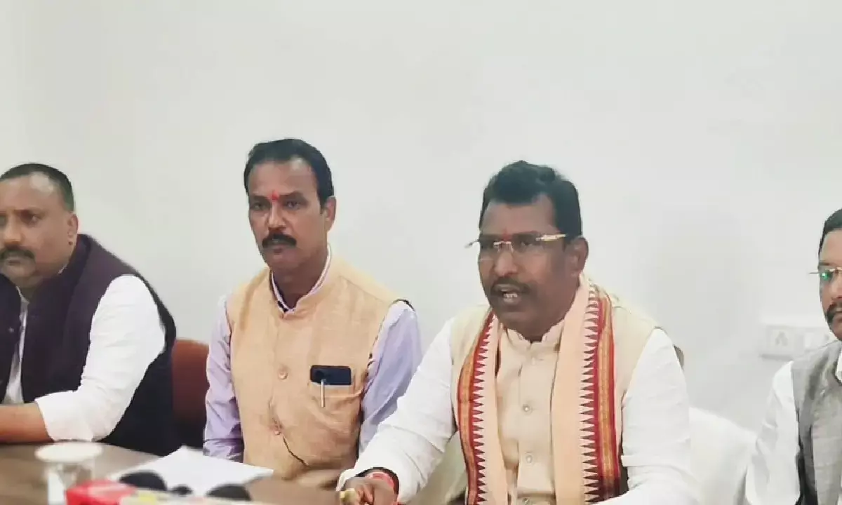 साय सरकार के दो वर्ष पूरे : विधायक रोहित साहू ने गिनाए विकास कार्य, बोले- राजिम क्षेत्र के लिए 759 करोड़ रुपये स्वीकृत हुए साय सरकार के दो वर्ष पूरे : विधायक रोहित साहू ने गिनाए विकास कार्य, बोले- राजिम क्षेत्र के लिए 759 करोड़ रुपये स्वीकृत हुए