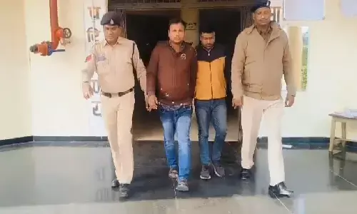 पीएम फसल बीमा के नाम पर फर्जीवाड़ा : फर्जी दस्तावेजों के जरिए किसानों से 23 लाख रुपये हड़पे, दो आरोपी गिरफ्तार