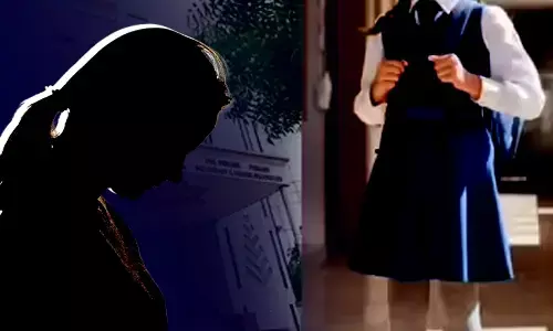 A minor student committed suicide in Ghaziabad. A minor student committed suicide in Ghaziabad.