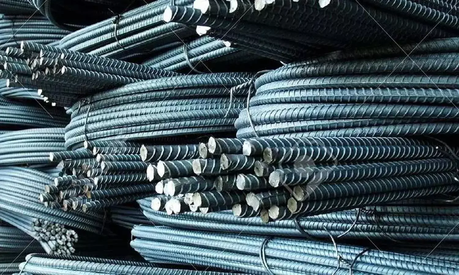 सरिया के दाम 50 हजार से कम : तीन साल पहले 80 हजार थी कीमत सरिया के दाम 50 हजार से कम : तीन साल पहले 80 हजार थी कीमत