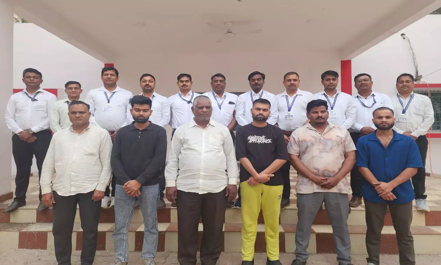 6 अंतर्राज्यीय ठग गिरफ्तार 6 अंतर्राज्यीय ठग गिरफ्तार