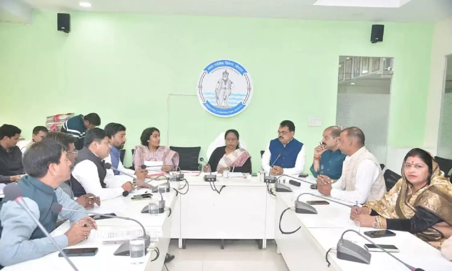 Mayor in Council meeting Bhopal