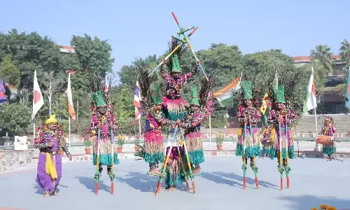 लाल किले में गूंजा छत्तीसगढ़िया सबले बढ़िया : गेड़ी नृत्य के अद्भुत प्रदर्शन को यूनेस्को और 180 देशों के प्रतिनिधियों ने सराहा