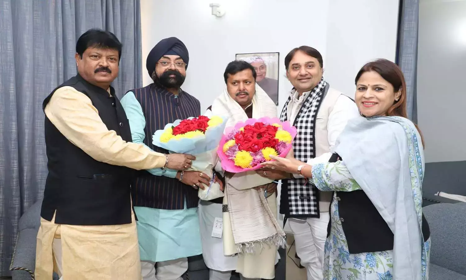 छत्तीसगढ़ के कई बीजेपी नेता पहुंचे दिल्ली : श्रीवास्तव- सवन्नी- नीलू शर्मा और हर्षिता पांडेय ने नबीन मिलकर दी बधाई छत्तीसगढ़ के कई बीजेपी नेता पहुंचे दिल्ली : श्रीवास्तव- सवन्नी- नीलू शर्मा और हर्षिता पांडेय ने नबीन मिलकर दी बधाई