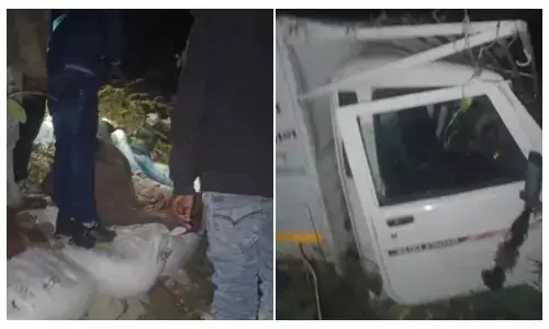धान कटाई से लौट रहे मजदूरों की पिकअप अनियंत्रित होकर पलटी, 4 की मौके पर मौत