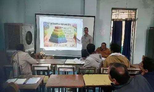 डाइट में ब्लूप्रिंट निर्माण कार्यशाला: चार मास्टर ट्रेनर्स विभिन्न विषयों पर दे रहे हैं प्रशिक्षण