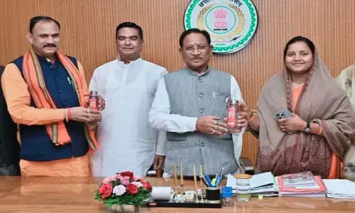 रिकेश का बोतलबंद पानी सीएम साय ने किया लांच : श्रीराम रसोई, कंबल बैंक के लिए भी दी शुभकामनाएं