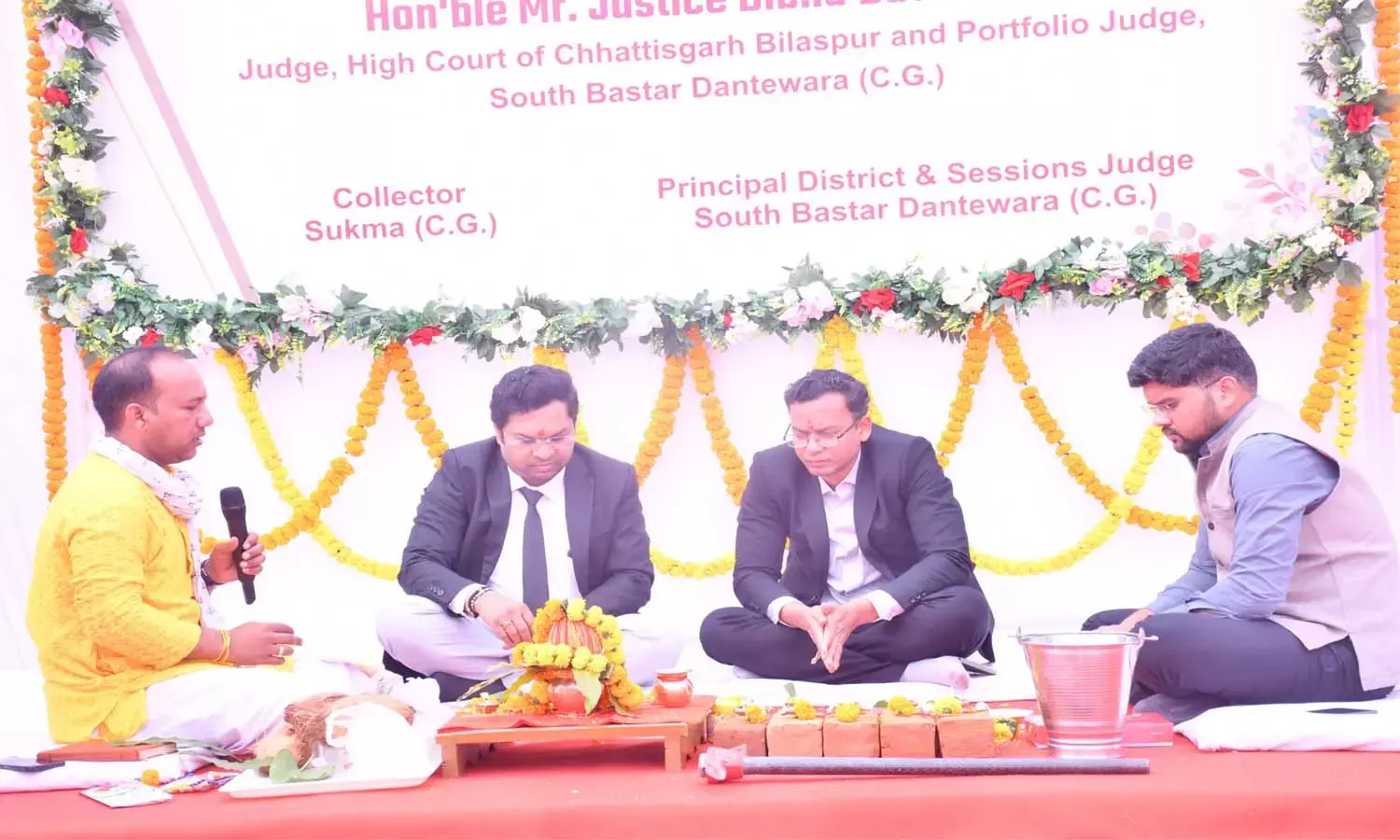 दंतेवाड़ा और सुकमा न्यायाधीश भवन निर्माण का भूमिपूजन : हाईकोर्ट के चीफ जस्टिस बोले-  इससे न्यायिक अधोसंरचना को मिली नई गति