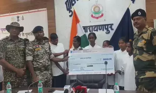 नारायणपुर में 11 नक्सलियों ने डाले हथियार