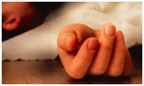 पांच बच्चों संग महिला ने कुएं में लगाई छलांग, दो मासूमों की मौत