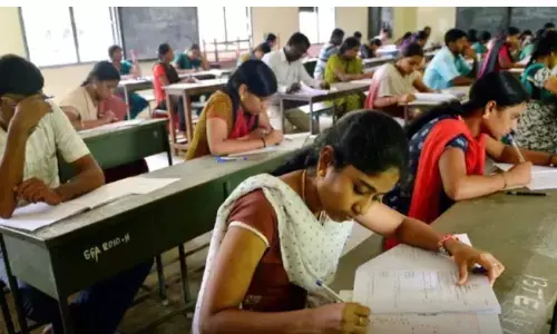 फरवरी में परीक्षा टली तो बढ़ेगी अभ्यर्थियों की परेशानी फरवरी में परीक्षा टली तो बढ़ेगी अभ्यर्थियों की परेशानी