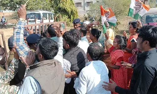 भाजपा कार्यालय घेरने निकले कांग्रेसी