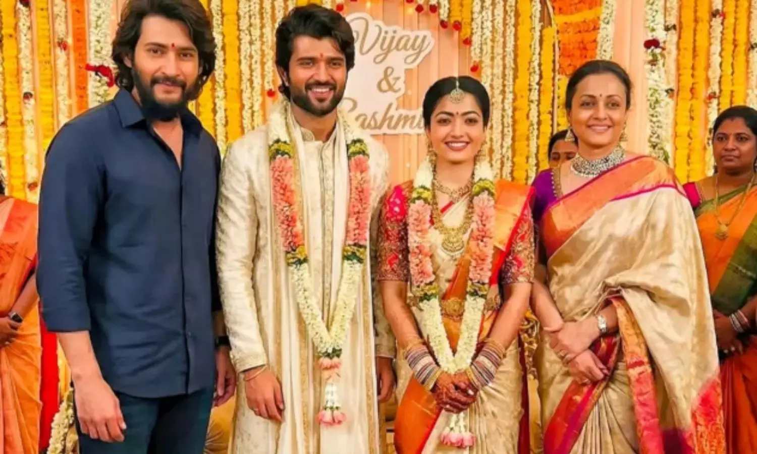 रश्मिका मंदाना और विजय देवरकोंडा की कथित तौर पर शादी की तस्वीरें सोशल मीडिया पर वायरल हुईं।