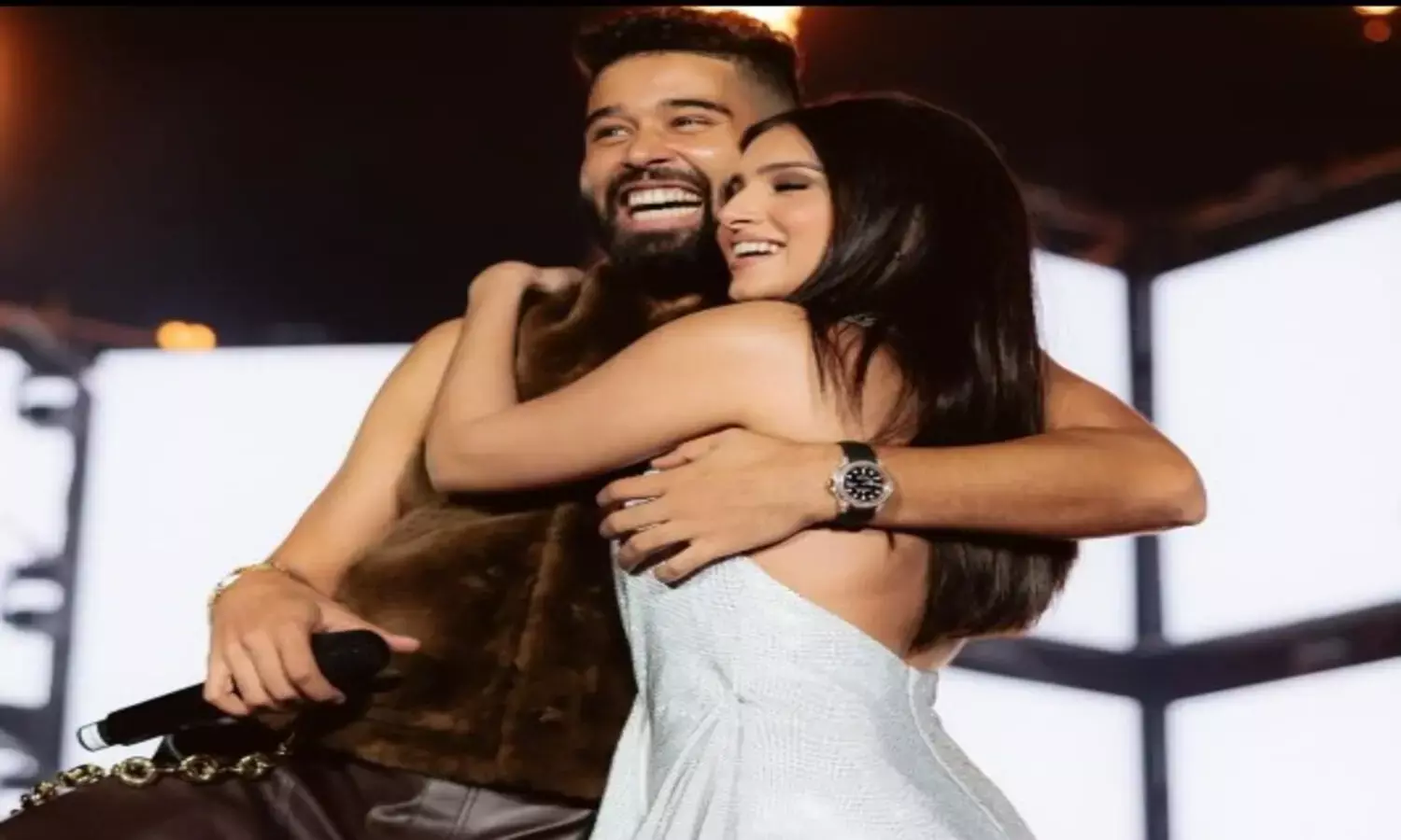 तारा सुतारिया का बोल्ड लुक