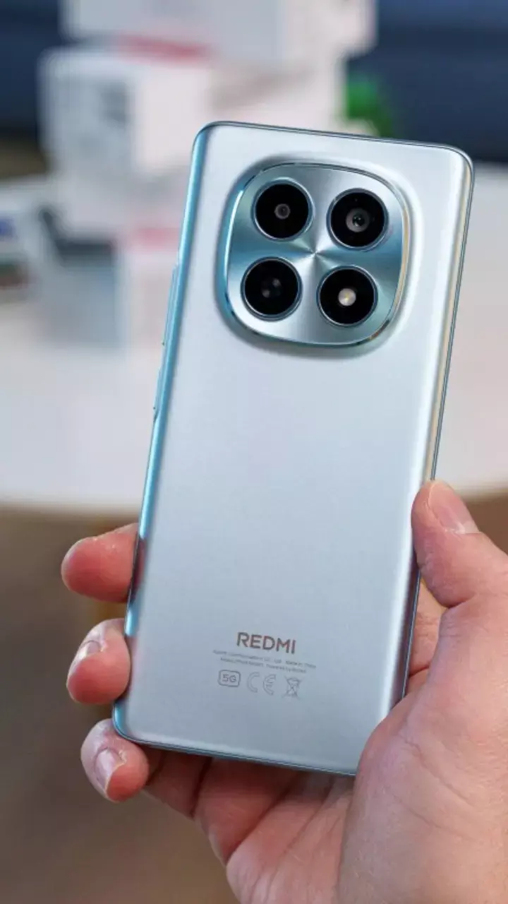 लॉन्च से पहले लीक: 108MP कैमरा वाला Redmi Note 15 5G और इसकी कीमत का खुलासा! लॉन्च से पहले लीक: 108MP कैमरा वाला Redmi Note 15 5G और इसकी कीमत का खुलासा!