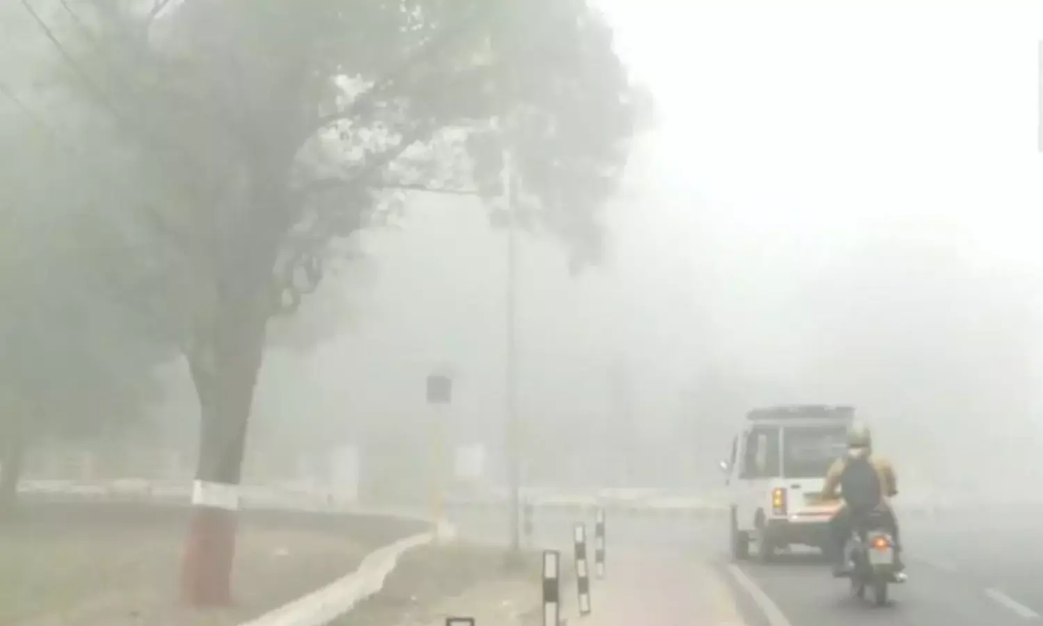 Weather Update Today: Snowfall in Hills, Cold Wave & Dense Fog Grip North India Weather Update Today: Snowfall in Hills, Cold Wave & Dense Fog Grip North India