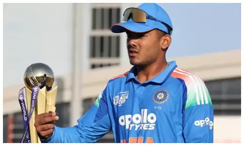 पाकिस्तान का दूसरा विकेट गिरा, उस्मान खान 35 रन बनाकर आउट, स्कोर 149/2