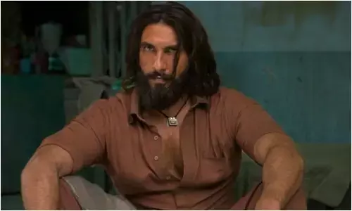 बॉक्स ऑफिस पर रणवीर सिंह की ‘धुरंधर’ का परचम, 800 करोड़ के क्लब में हुई शामिल