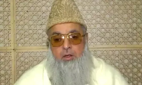 Imam Ahmed Ilyasi raises questions on Islamic education