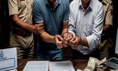 Delhi Police arrested a major con artist from Jaipur