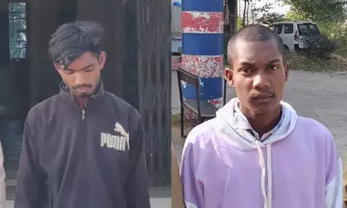 दो नाबालिग बच्चियों से दरिंदगी