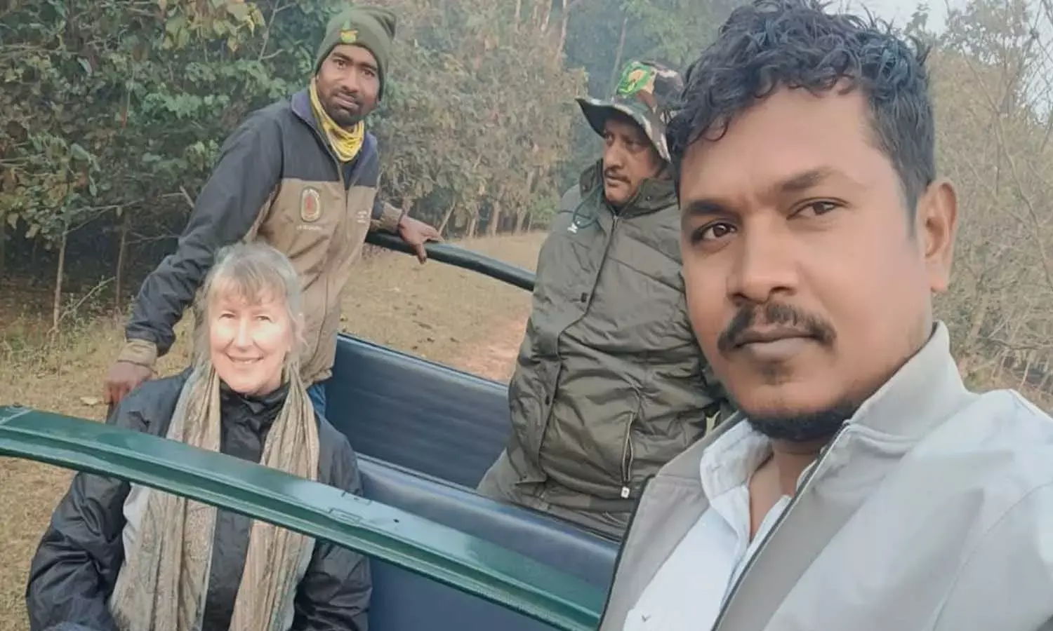 विदेशी पर्यटकों को भी भाया हमारा बार नवापारा