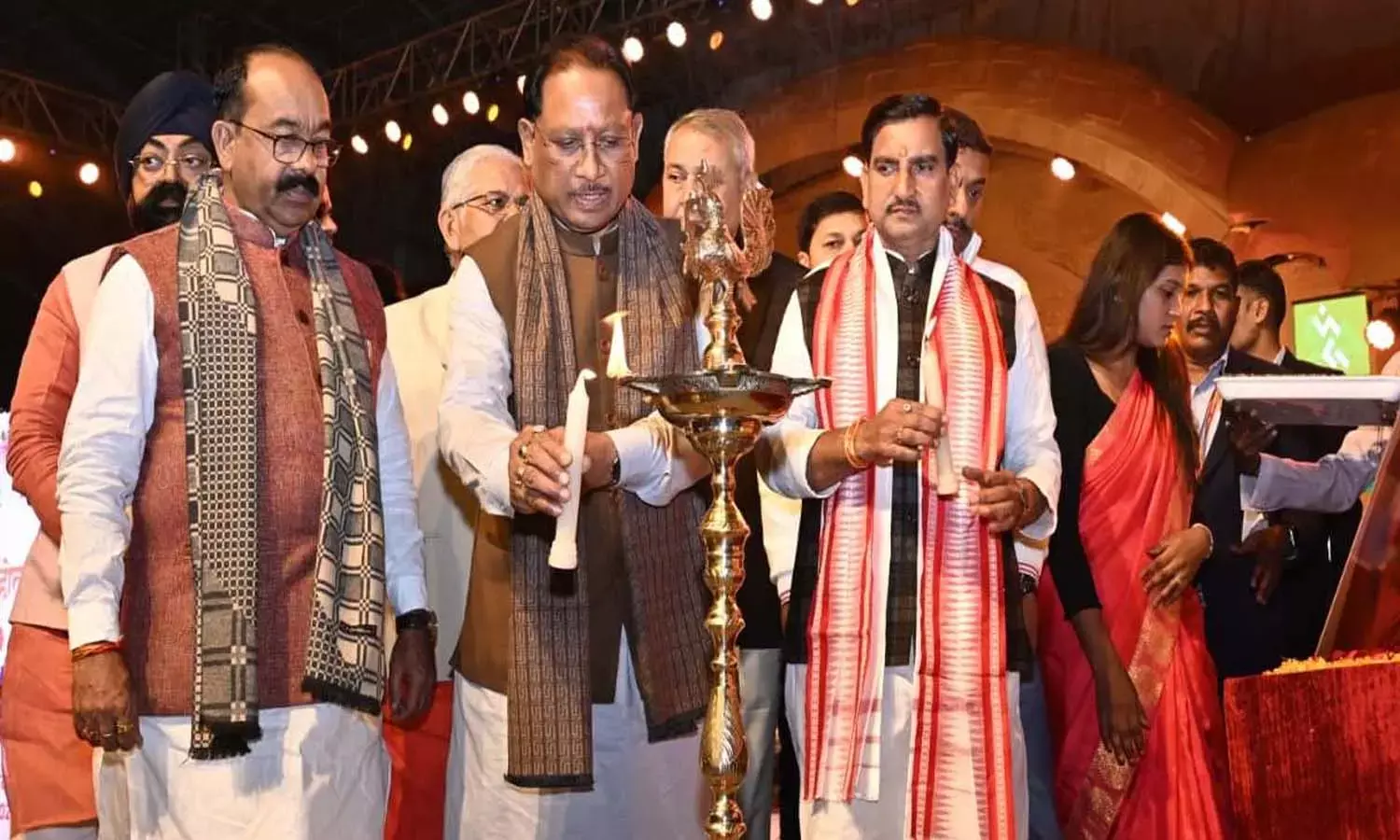 राज्य युवा महोत्सव का शुभारम्भ : सीएम साय बोले- युवा ही प्रदेश और देश का भविष्य, सरकार युवाओं को आगे बढ़ाने के लिए प्रतिबद्ध