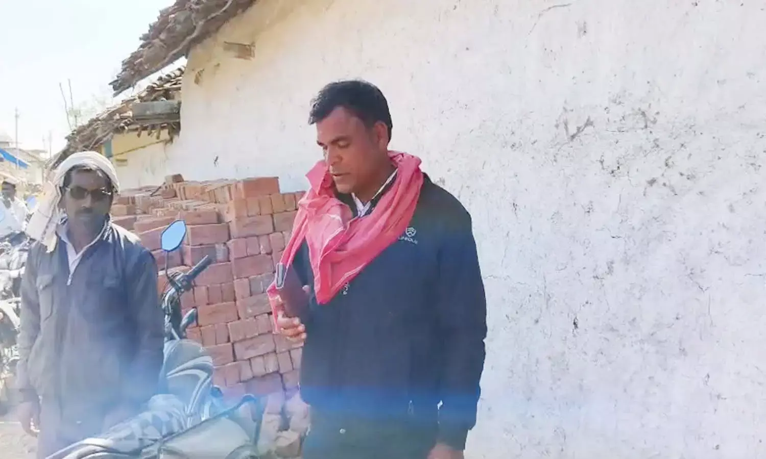 कवर्धा में पकड़ाया फर्जी टीआई : धान परिवहन करने वाले वाहनों से करता था वसूली, खुद गिरफ्तार और उसके तीन साथी फरार