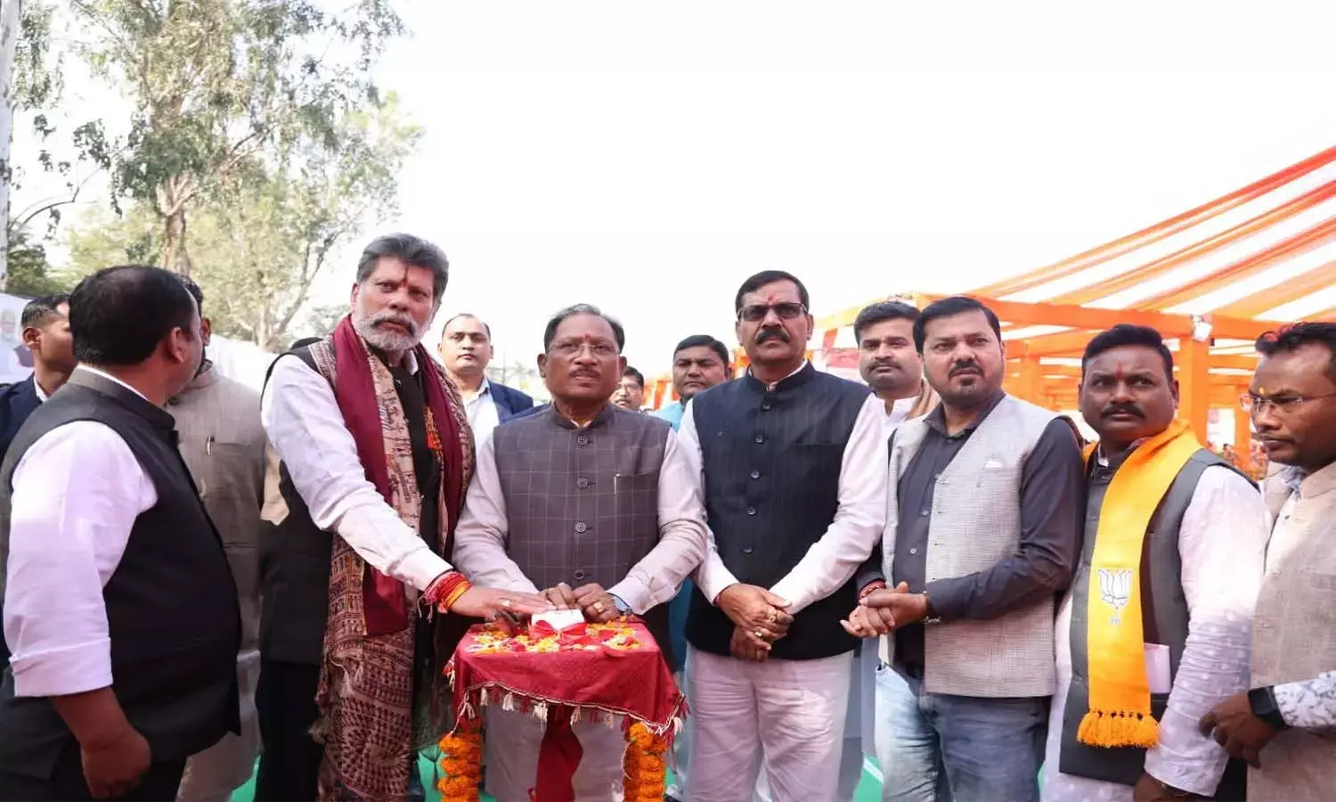 अटलजी की जयंती : कूंरा और खरोरा में अटल परिसरों का वर्चुअल लोकार्पण, MLA शर्मा बोले- हमने बनाया है, हम ही संवारेंगे