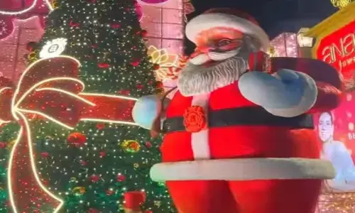 इंदौर में क्रिसमस का जश्न