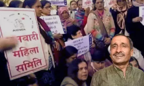 Protest outside the Delhi High Court