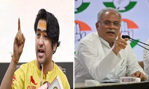 पं. धीरेंद्र शास्त्री पर भूपेश का एक और हमला : बोले- कल का बच्चा है और बीजेपी का एजेंट, छत्तीसगढ़ में पैसा बटोरने आते हैं