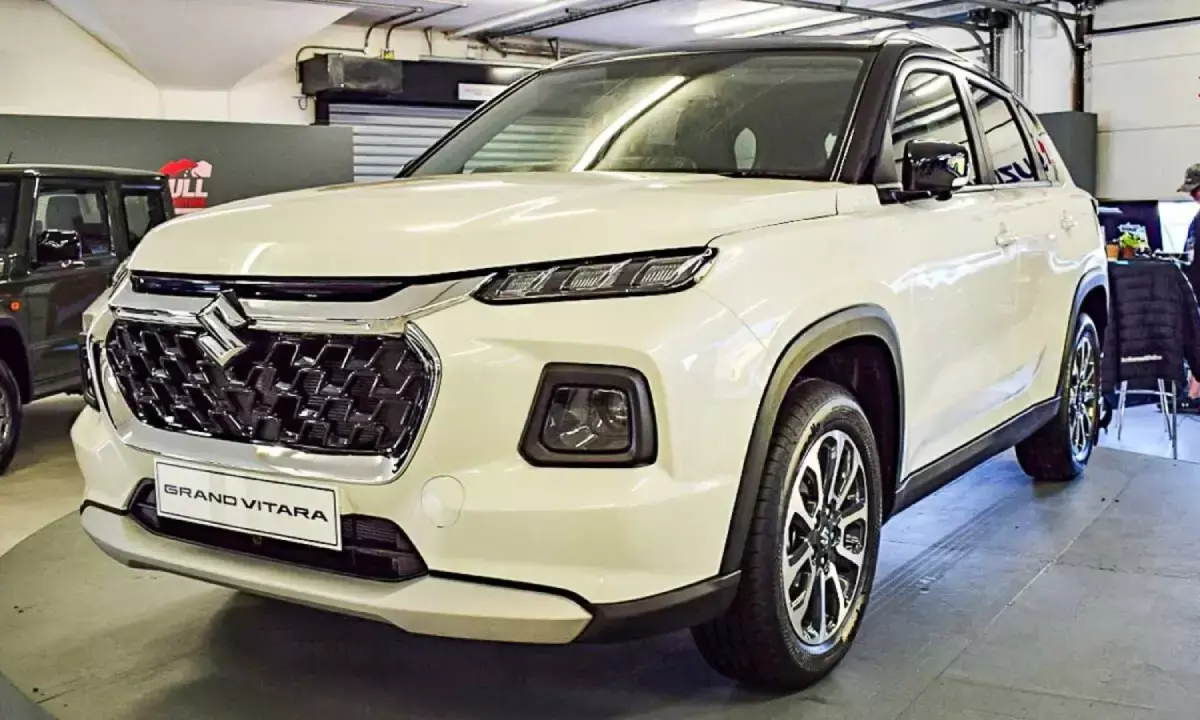 मारुति की इस SUV को खरीदने पर मिल रहा ₹2.74 लाख का डिस्काउंट, रेंज 1200Km