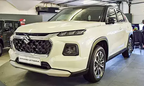 मारुति की इस SUV को खरीदने पर मिल रहा ₹2.74 लाख का डिस्काउंट, रेंज 1200Km