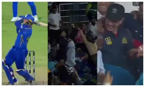 Ryan Rickelton Six Helps Fan Earn Rs 1 Crore During SA20 Match