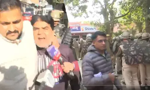 Stone pelting in Chomu