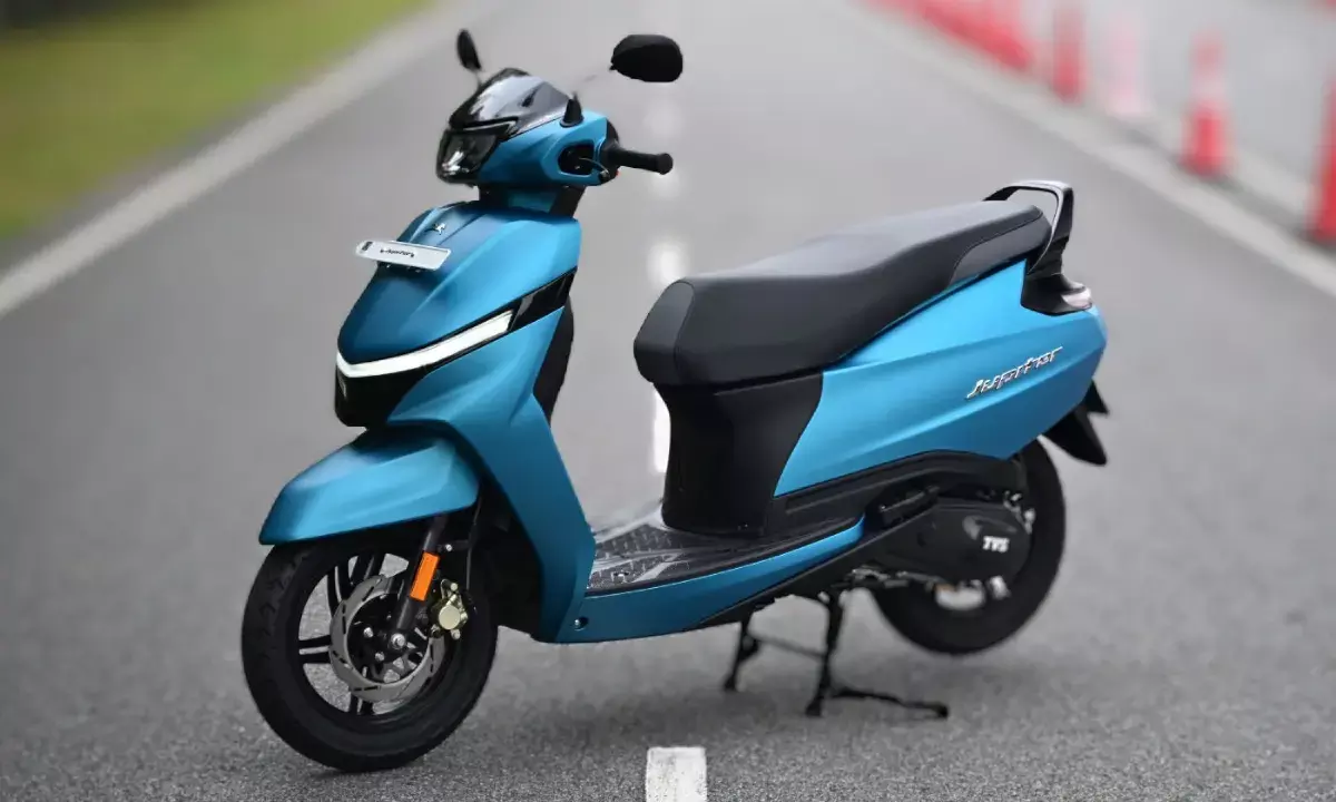 कंपनी के लिए एक बार फिर जुपिटर बना सबसे ज्यादा बिकने वाला मॉडल, देखें बाकियों का हाल कंपनी के लिए एक बार फिर जुपिटर बना सबसे ज्यादा बिकने वाला मॉडल, देखें बाकियों का हाल