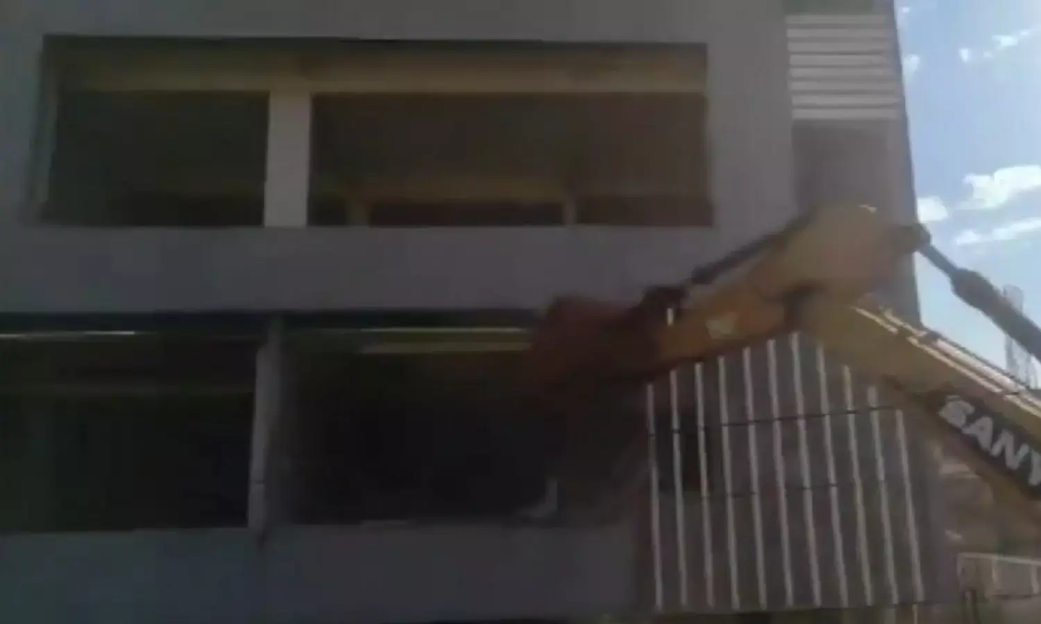 Satta King Azad Khan Illegal Hotel Demolition