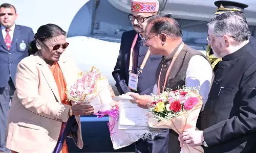 जशपुर पहुंची राष्ट्रपति द्रौपदी मुर्मु : एयरपोर्ट पर राज्यपाल रमेन डेका- सीएम विष्णुदेव साय सहित कई मंत्रियों और विधायकों ने किया स्वागत