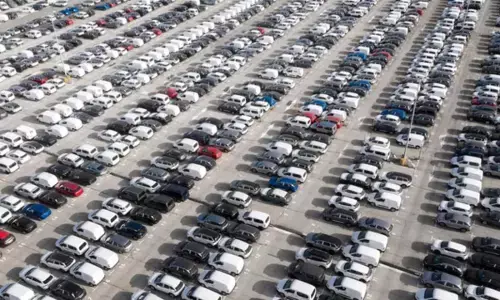 auto-industry Vehicle Sales in december Registration data