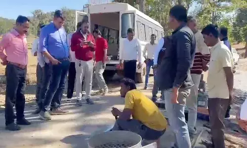 पीएम सड़क योजना को लेकर सियासी घमासान